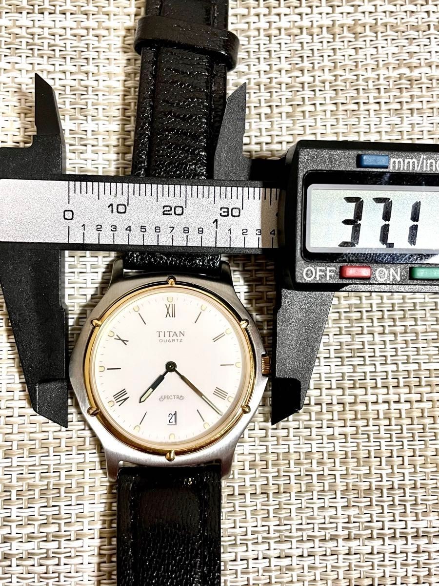 CITIZEN Quartz (Battery) Gold NOS