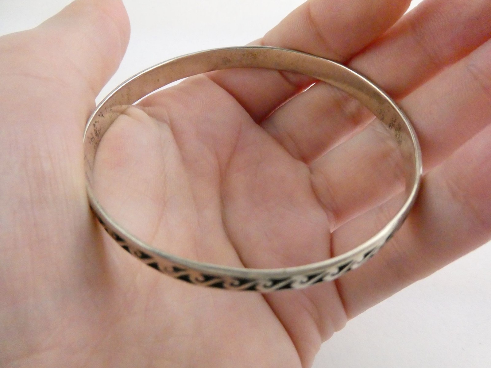 PSCL Peter Stone Sterling Silver Waves Design Bangle Bracelet 925 15.1g 8 Inches