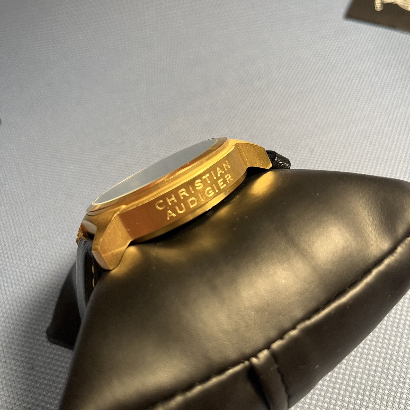 Vintage CHRISTIAN AUDIGIER Men’s Watch Black Gold Tone (NEW)