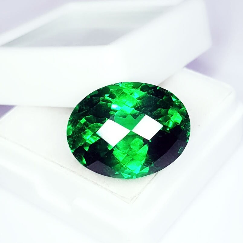 Natural Tsavorite Green Garnet 20 Ct Loose Gemstone Certified Oval Cut Gems G719