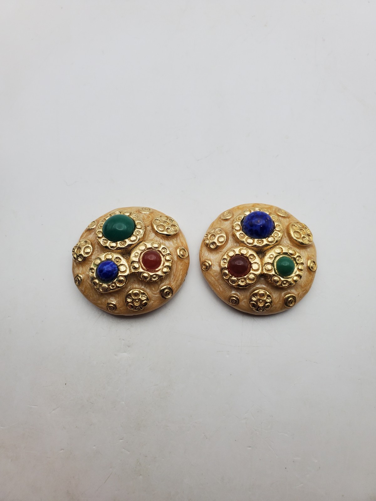 Vtg Mogul Earrings Colorful Cabs Enamel Red Blue Green Gold Tone 1.5″ Signed RLF