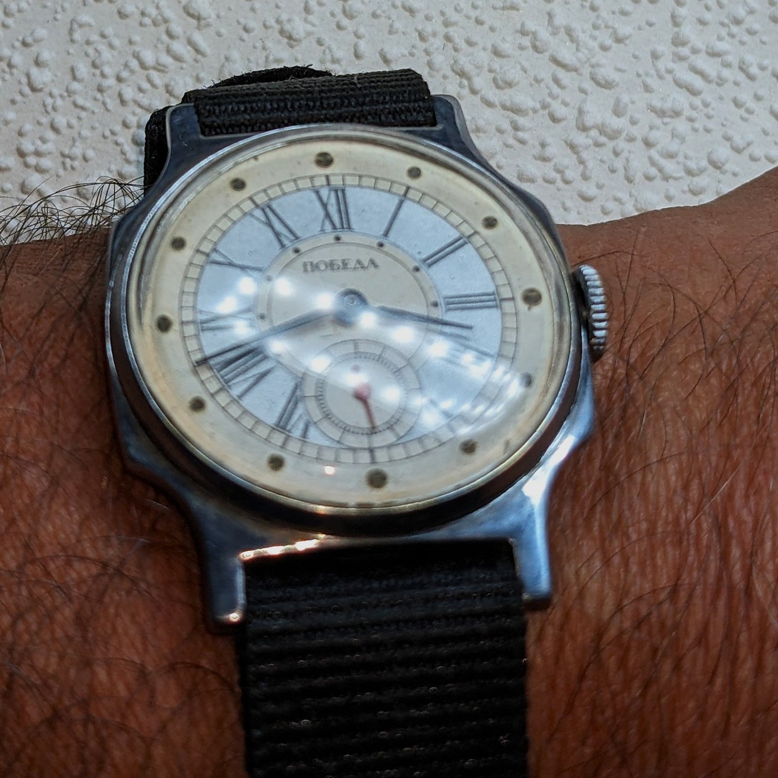 VINTAGE SOVIET RUSSIAN POBEDA (ZIM) WATCH 15 jewels m. 2602