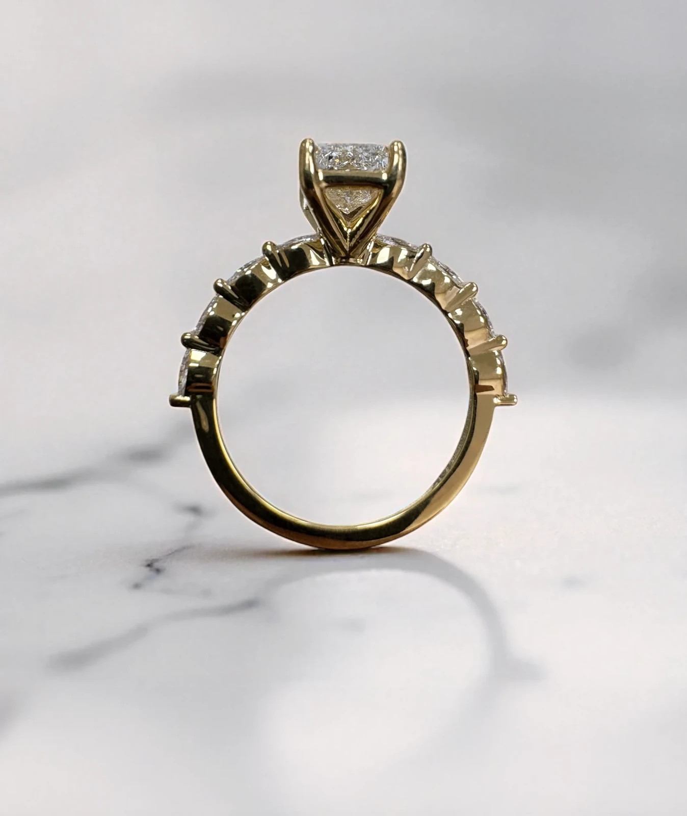 IGI 3.00 Ct Radiant Cut EF/VS1 Lab Grown Diamond Engagement Ring 14K Yellow Gold