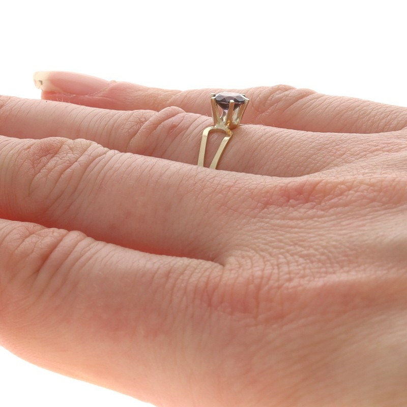 Yellow Gold Lab-Created Spinel Solitaire Ring – 10k Round .60ct