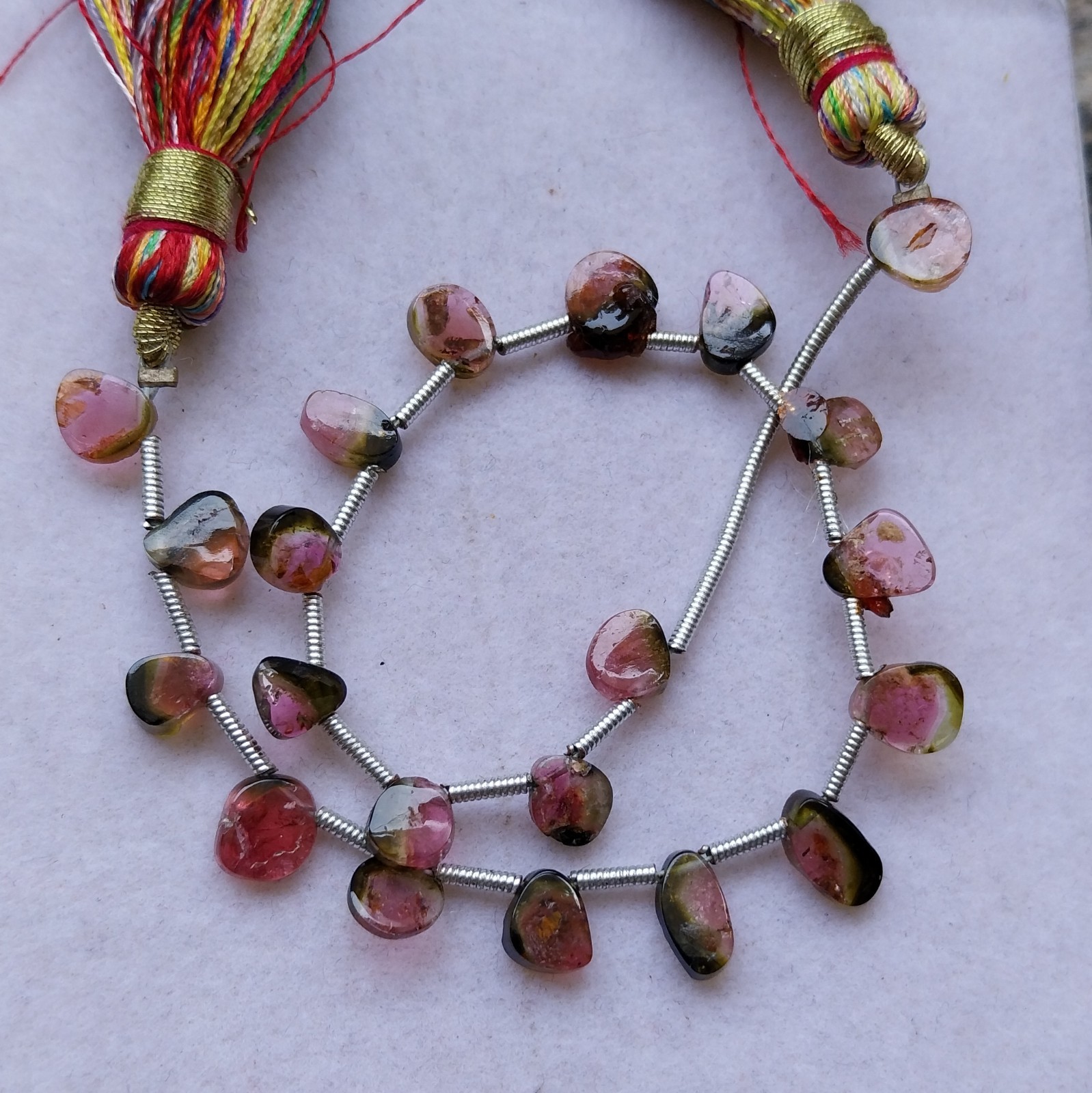 22 Ct 5.5×4.5-8×4 MM Natural Smooth Bi Color Tourmaline Slice 8 Inch Beads