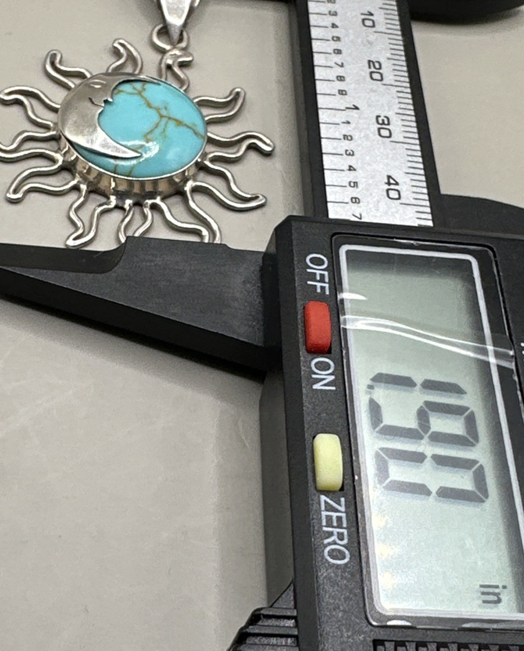 Sterling Silver 36mm Turquoise Sun And Moon Pendant 5.94g /1.90in