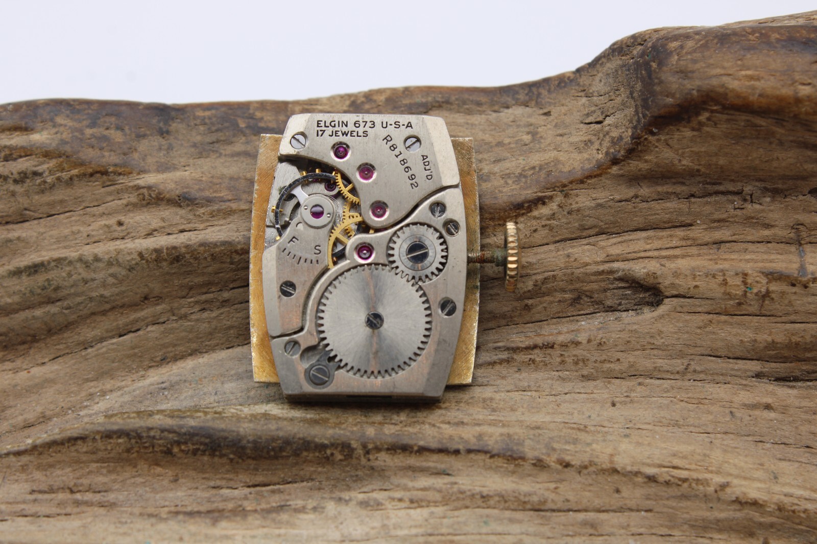 ELGIN WATCH MOVEMENT Gr. 673 17j R818692 17j 17.4×24.7mm FOR REPAIR (PQ)