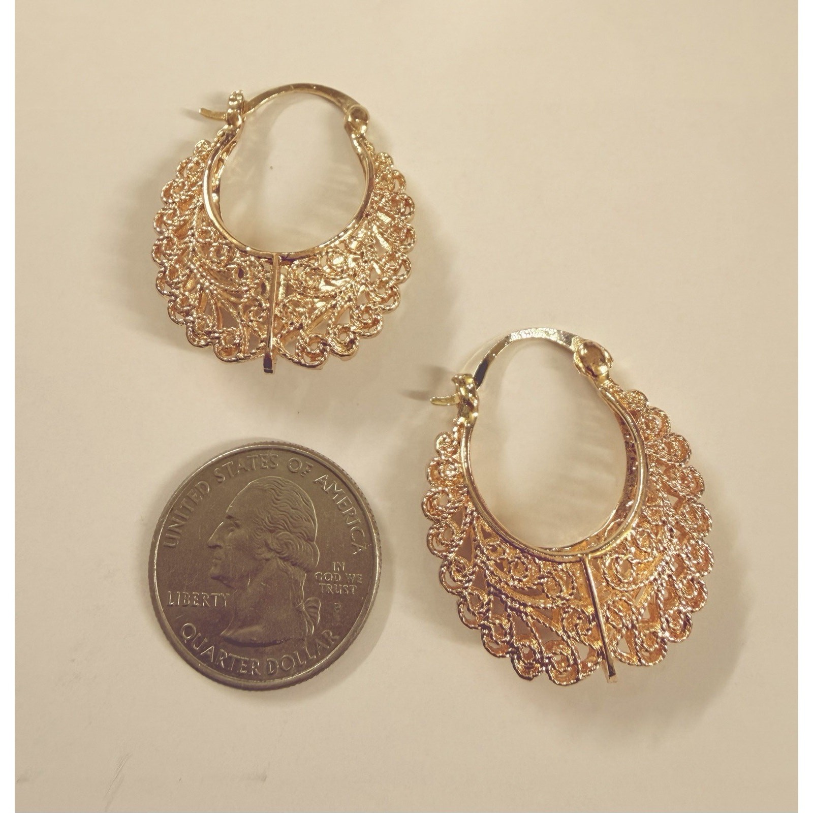 Gold Filled Medium Oro Laminado Elegant Floral Basket Hoop Click Top Earrings