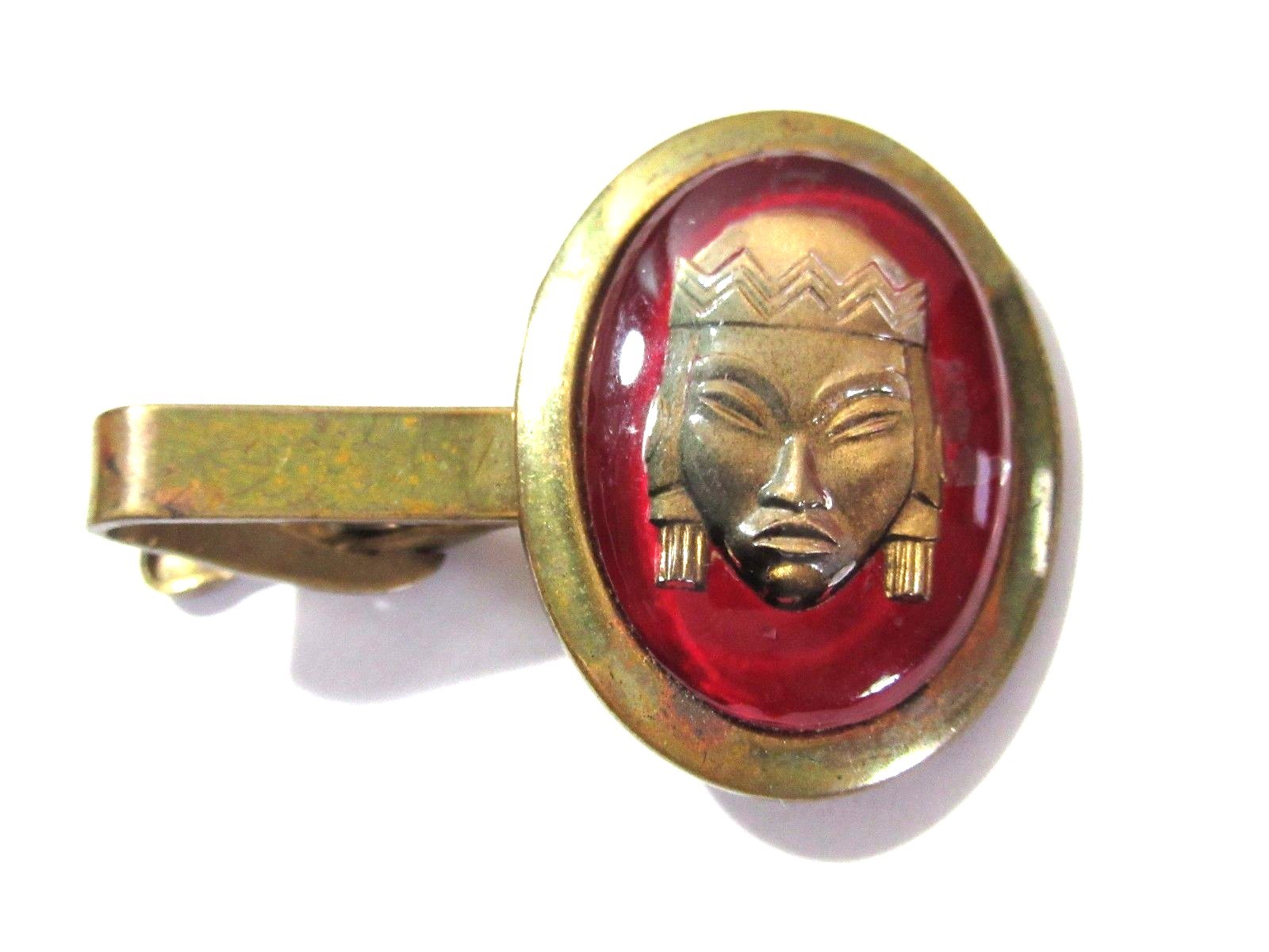 JAPANESE UNSIGNED SELRO BRASS ENCASED IN LUCITE DOME FIGURE TIE CLIP VINTAGE