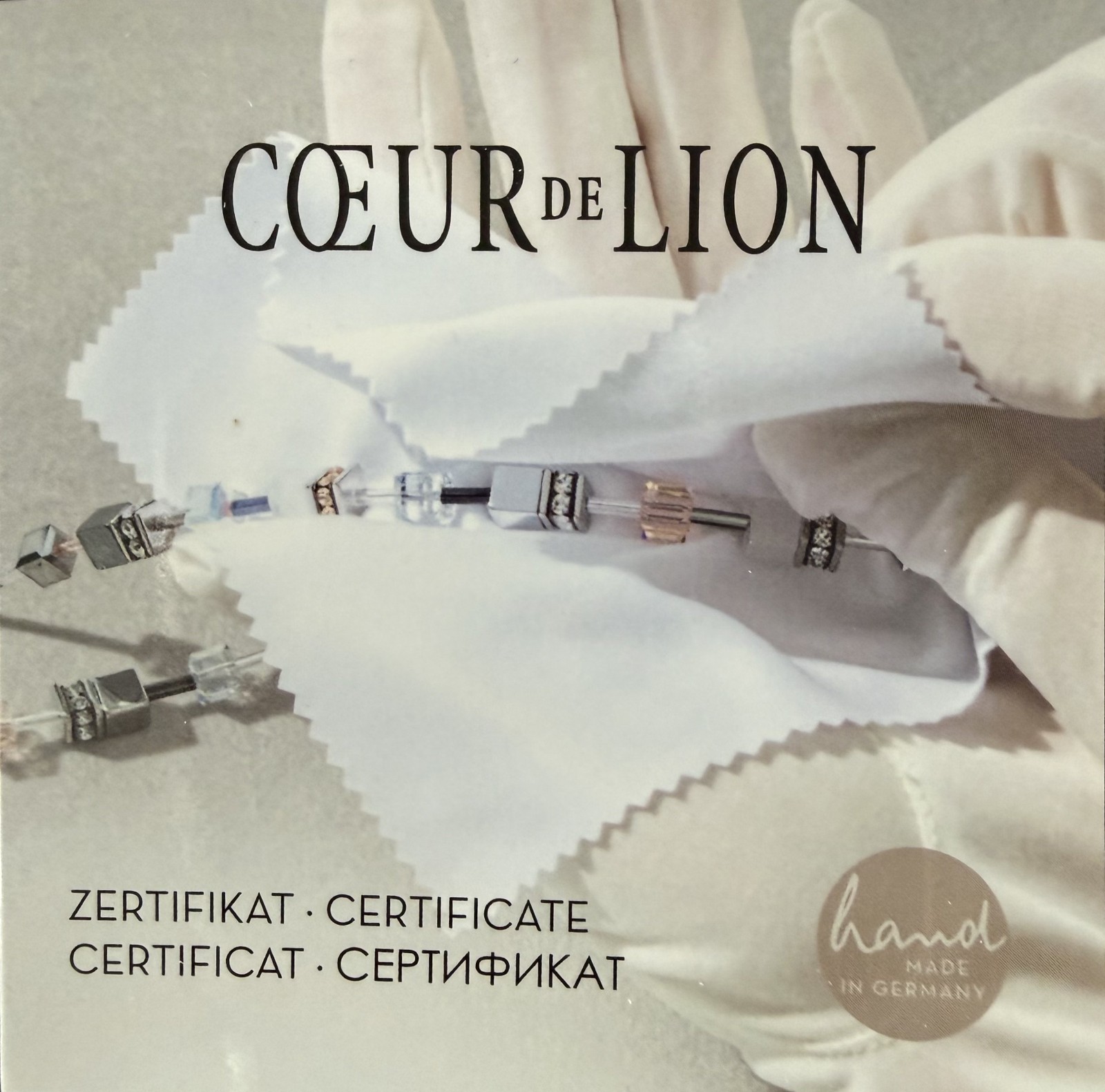 Couer de Lion Geocube® Amazonite earrings