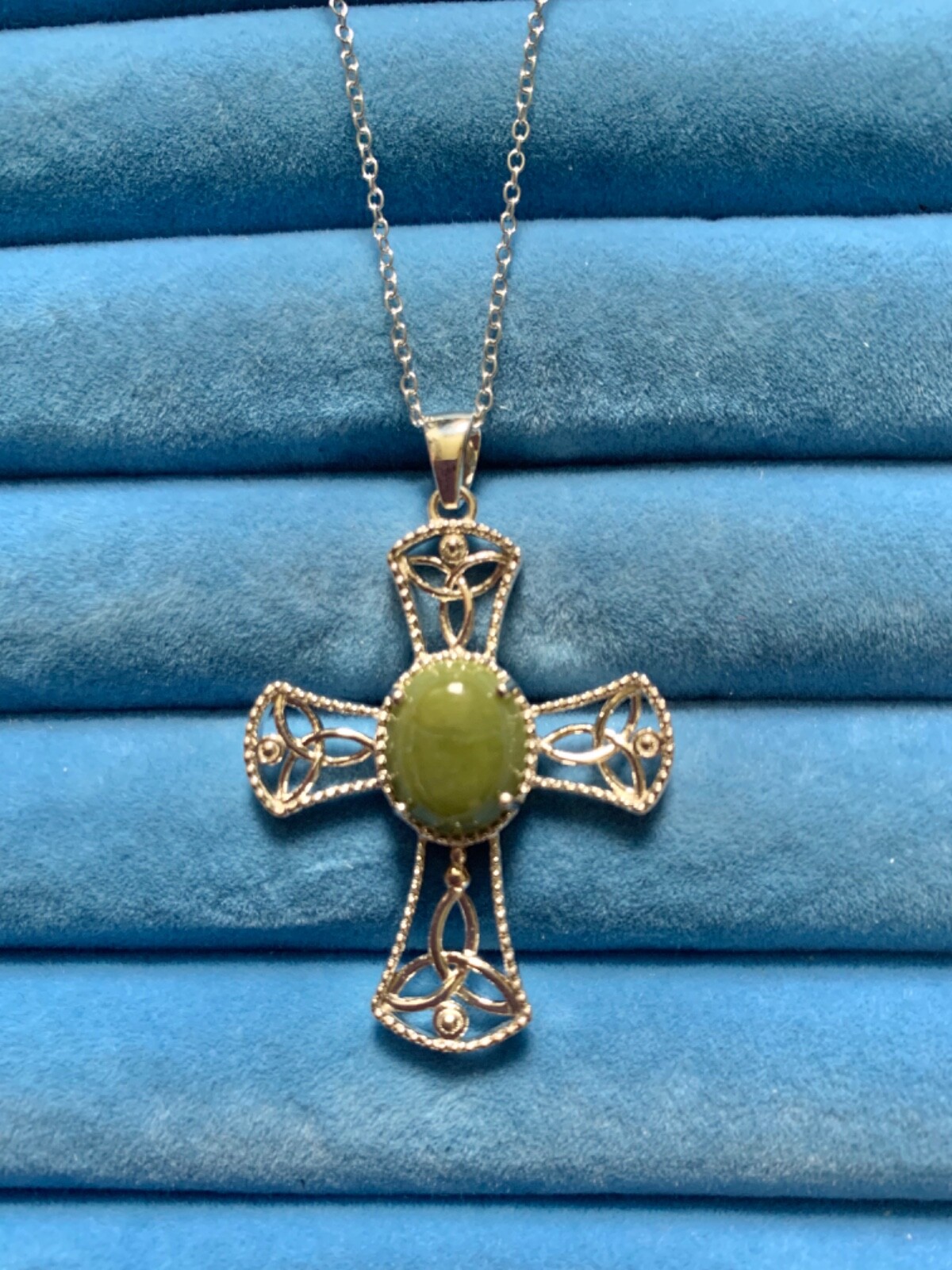 Connemara Marble Cross Pendant Necklace (18 inches) 6.50 ctw.