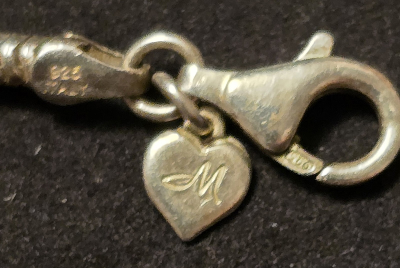 Vintage Michael Anthony 9in Sterling Silver Bracelet with a Variety of Charms