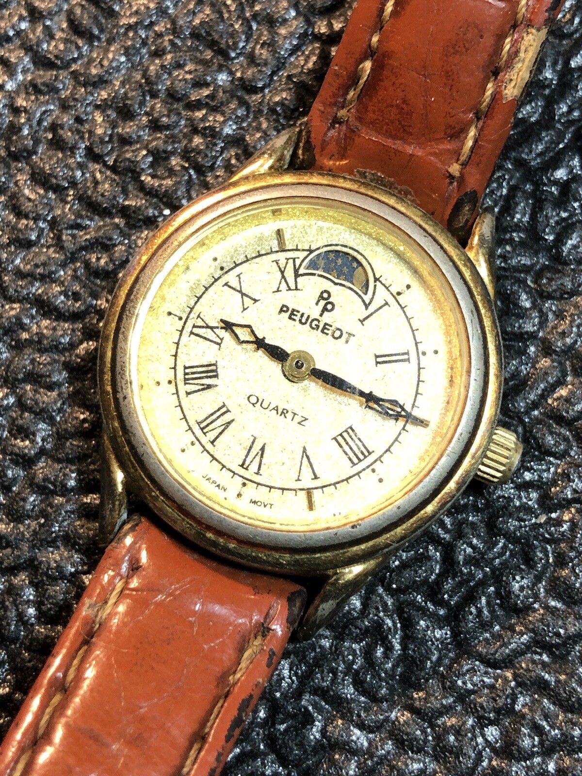 Vintage PEUGEOT Women’s Sun/Moon Phase Watch Gold Tone 24mm For PARTS/REPAIR