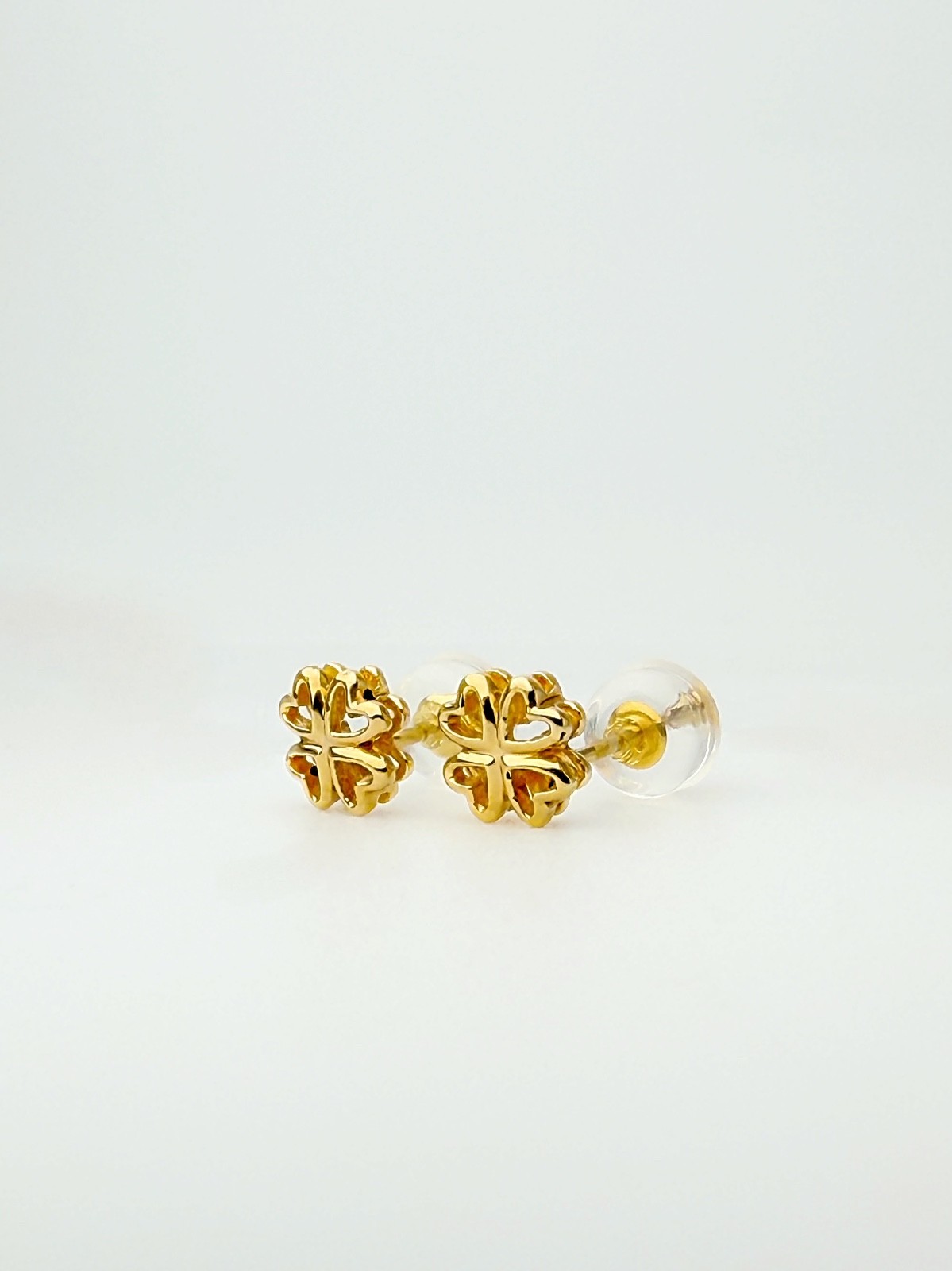 18K Solid Gold Clover Stud Earrings | 5.4mm | Minimalist Earrings