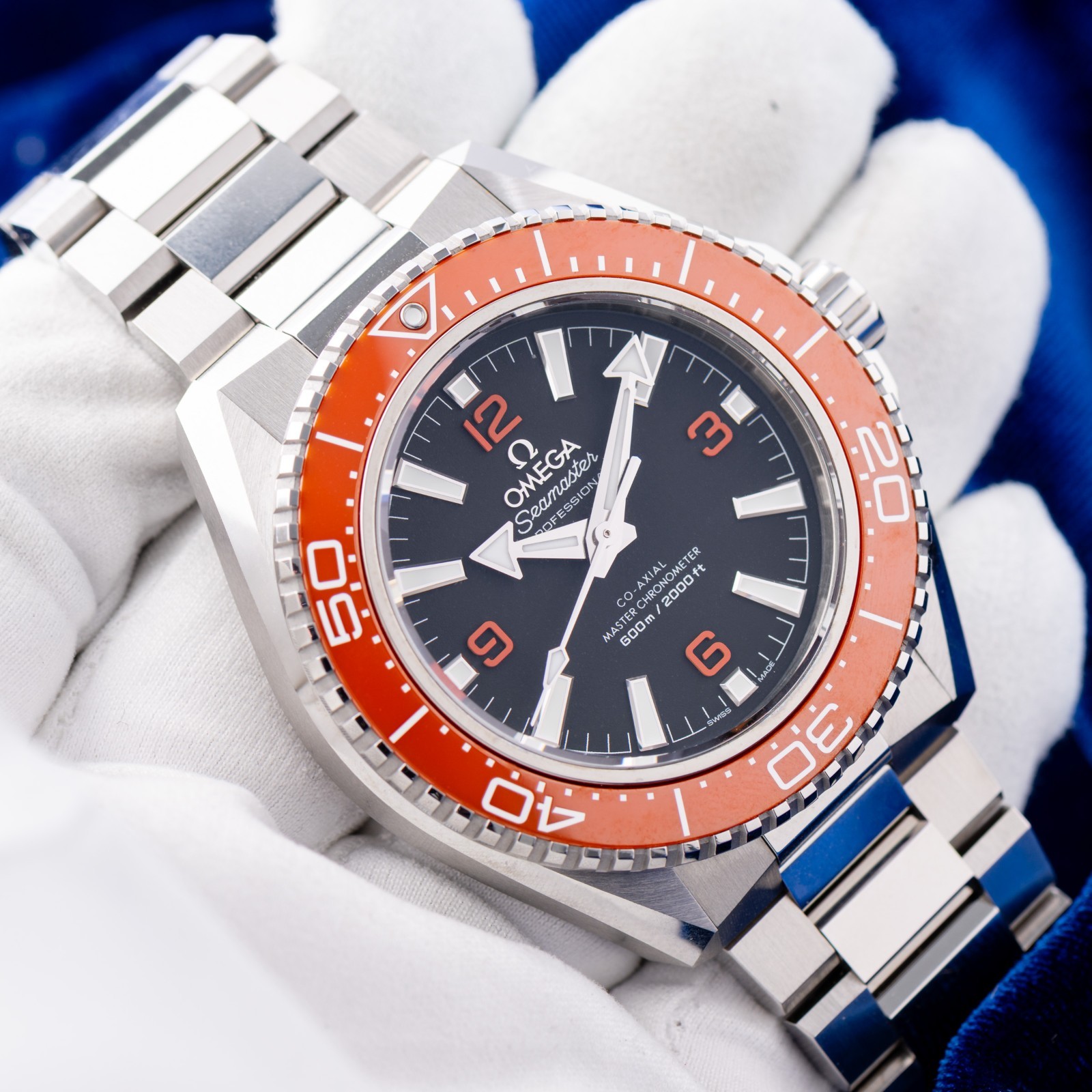 2026 OMEGA Seamaster Planet Ocean 600M 42mm 217.30.42.21.01.003 w/ BOX & PAPERS