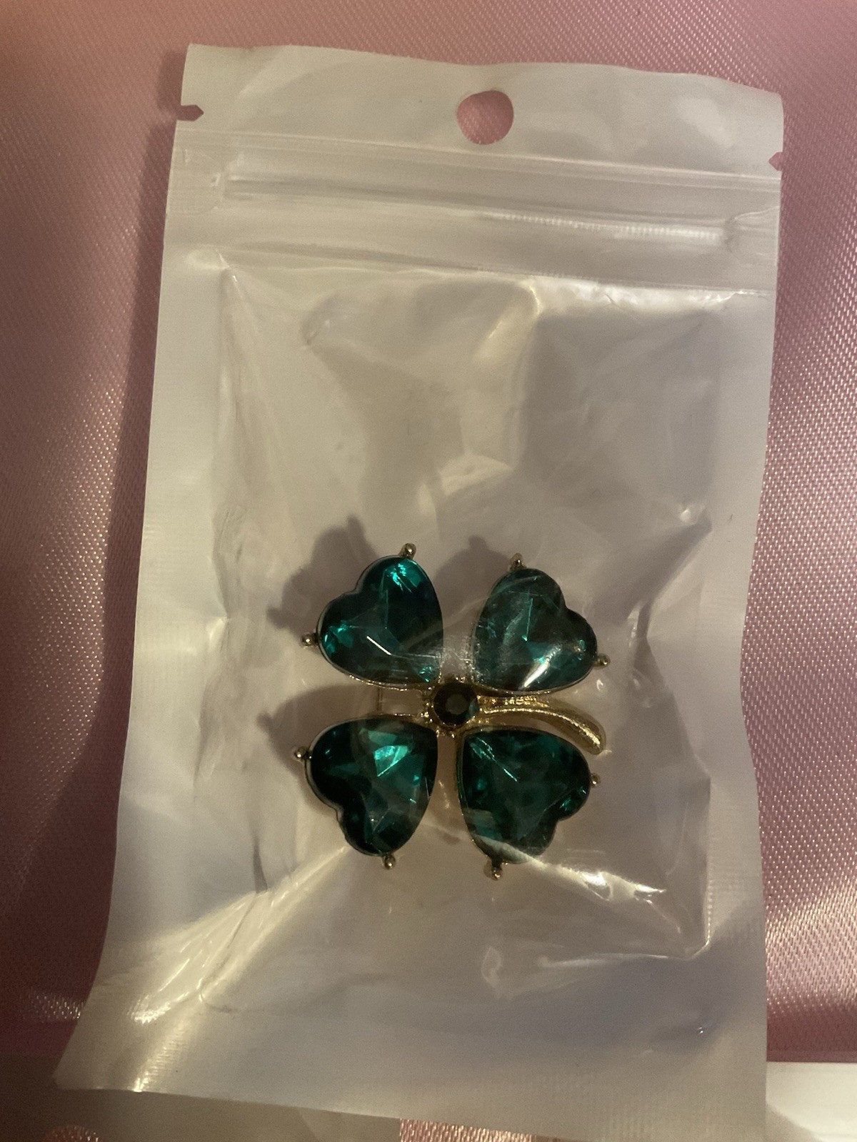 Fashion Jewelry Lot of 3 Gold Tone Metal Rhinestone Crystal Brooch Pins Flower