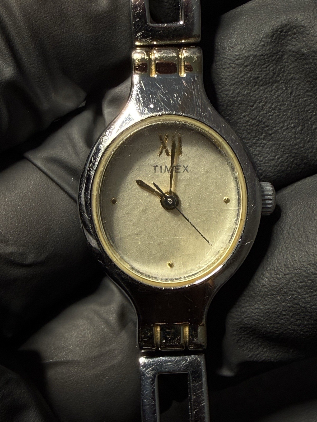 Vintage 2001 Timex Ladies Quartz Watch Two Tone Dress Bracelet — Working As-Is