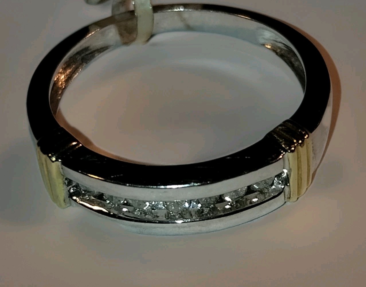 14k W Gold Natural Diamond Ring.25 Carat Natural Diamonds Size 10 1/4 5.4 Gram