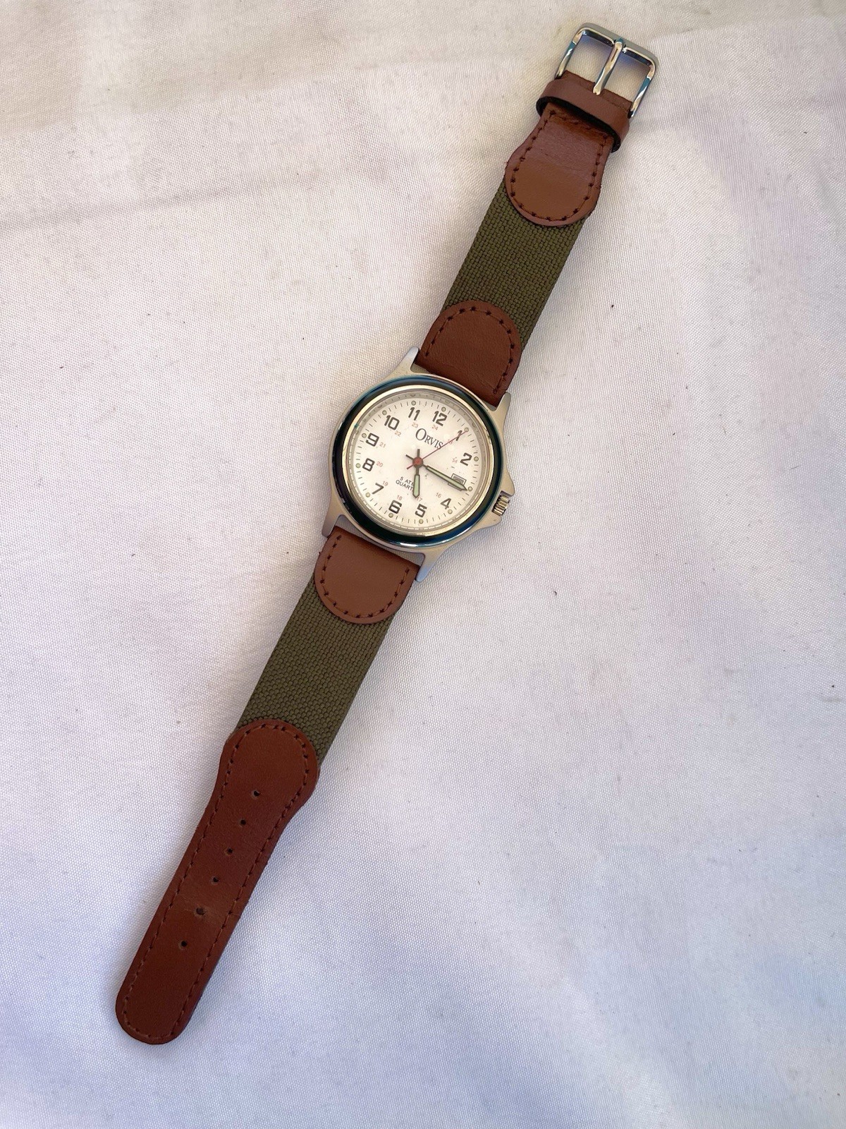 Vintage Orvis 37mm Mens Field Watch Date Black Bezel Olive Green Nylon Strap