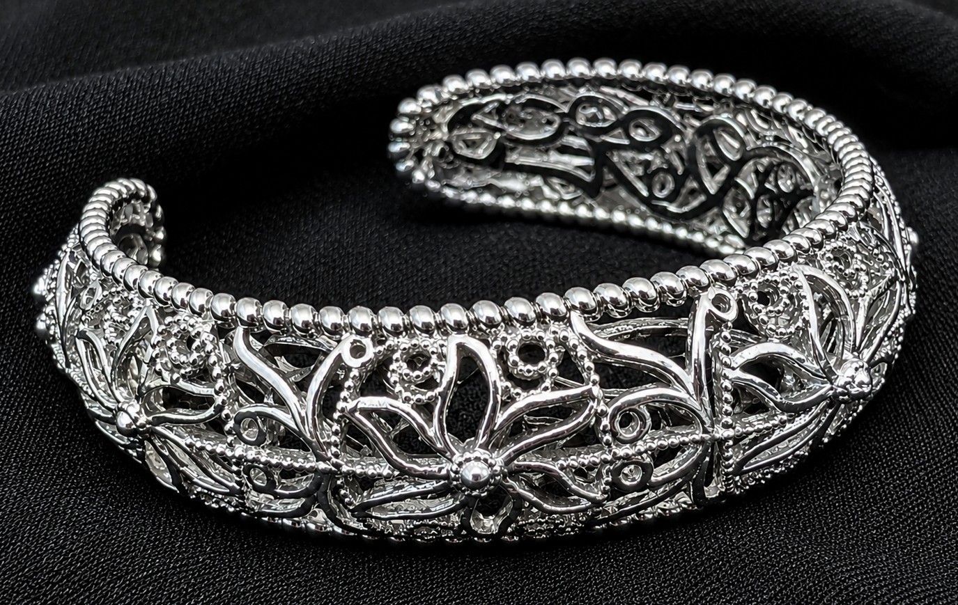 Vintage Filigree Cuff Bracelet Acid Tested Silver 29.58g Ornate Floral