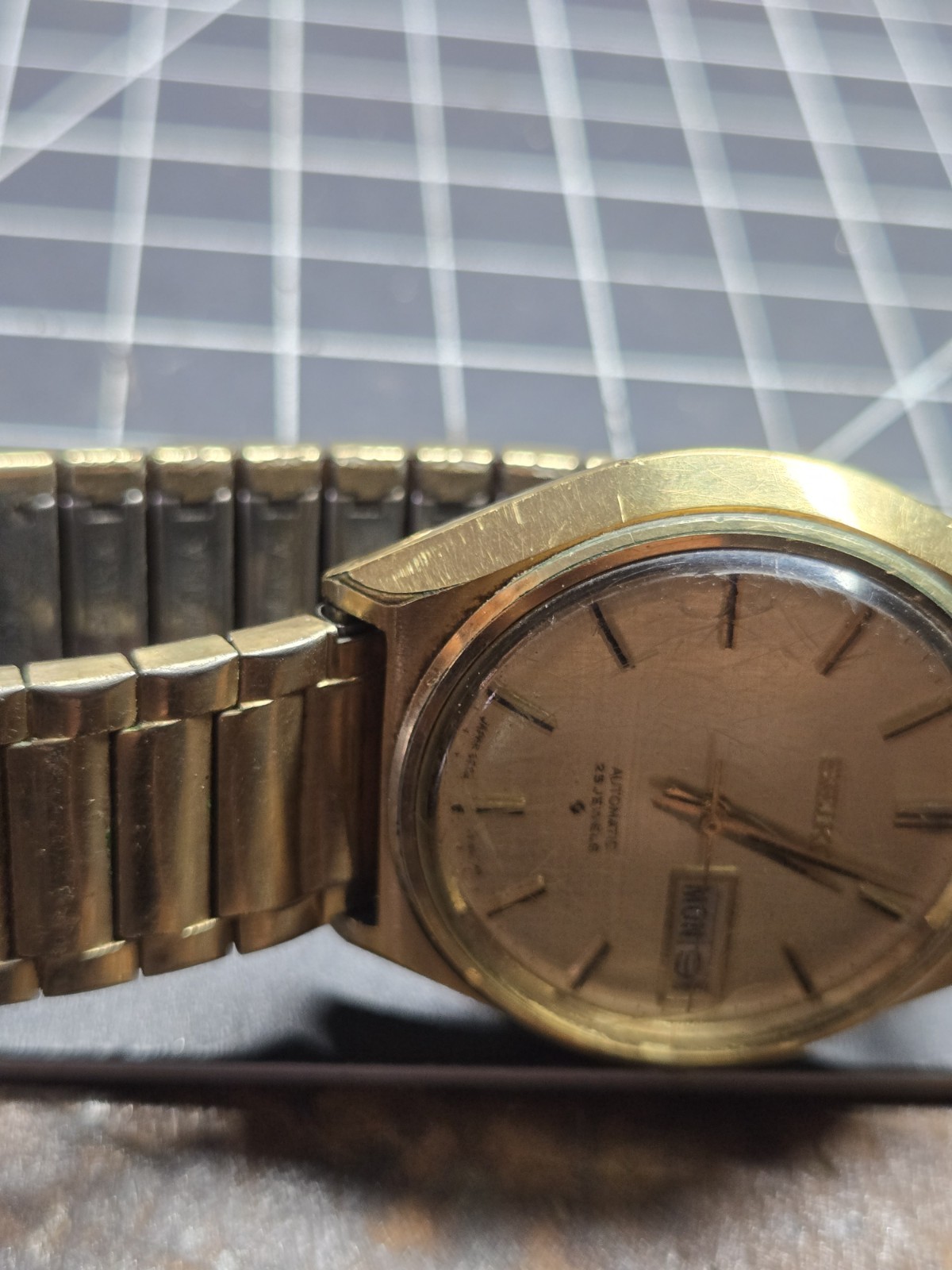 vtg seiko gold tone 5606 7010 automatic 25j 10k rgp band selfwinding