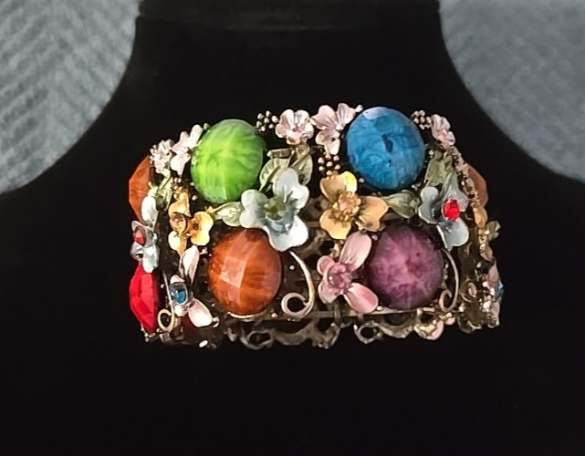 Multicolor Glass Flower Cuff Bracelet, Teardrop Stones, Beaded Charm.