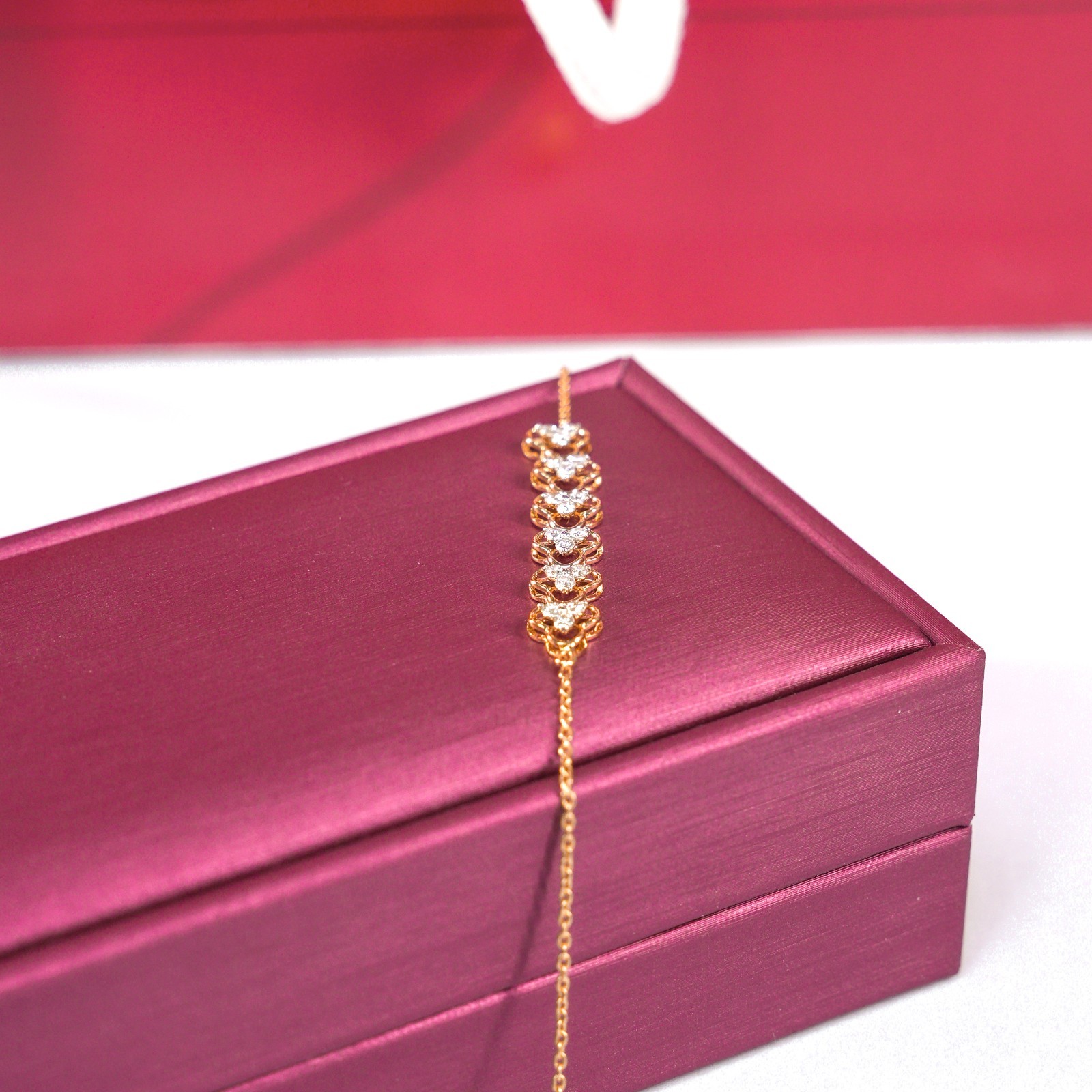 18 KARAT DIAMOND BRACELET | NATURAL DIAMOND | IGI CERTIFIED | YELLOW GOLD