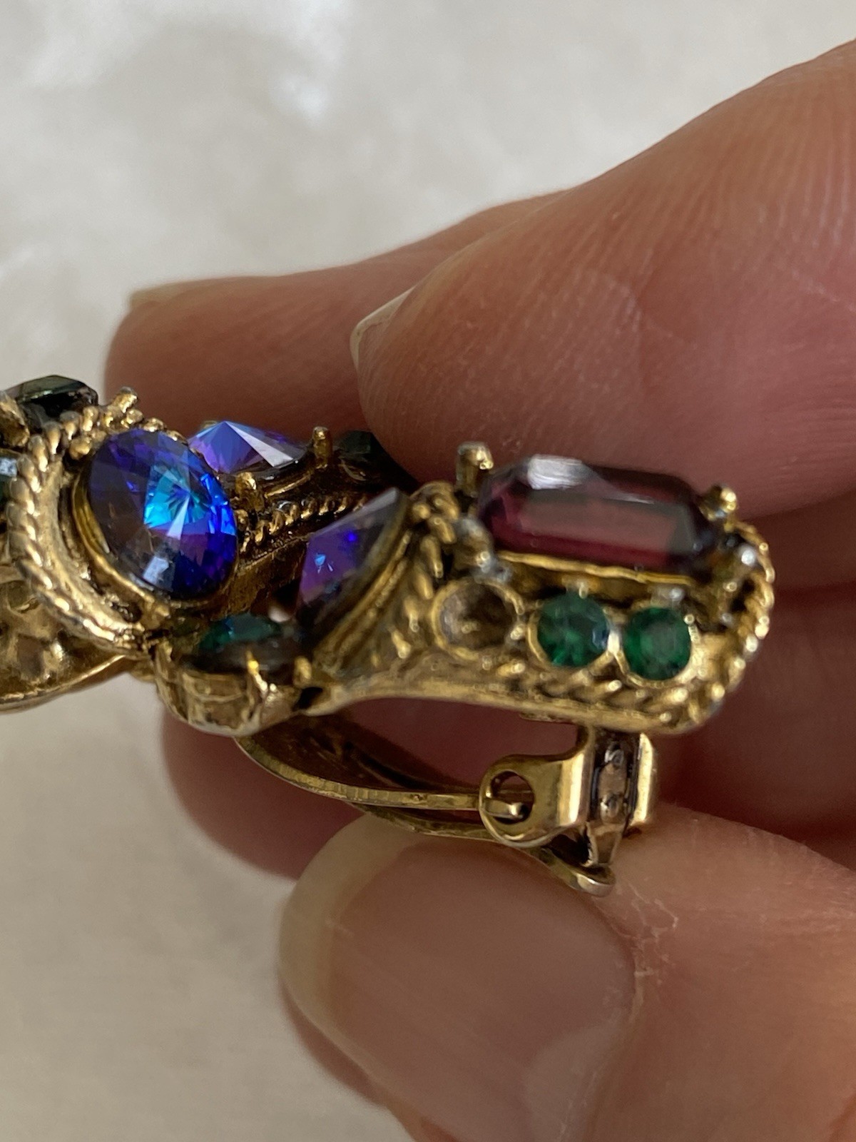 Vtg Blythe & Blythe Purple/ Blue Rivoli Stones Amethyst Baguette Clip Earrings