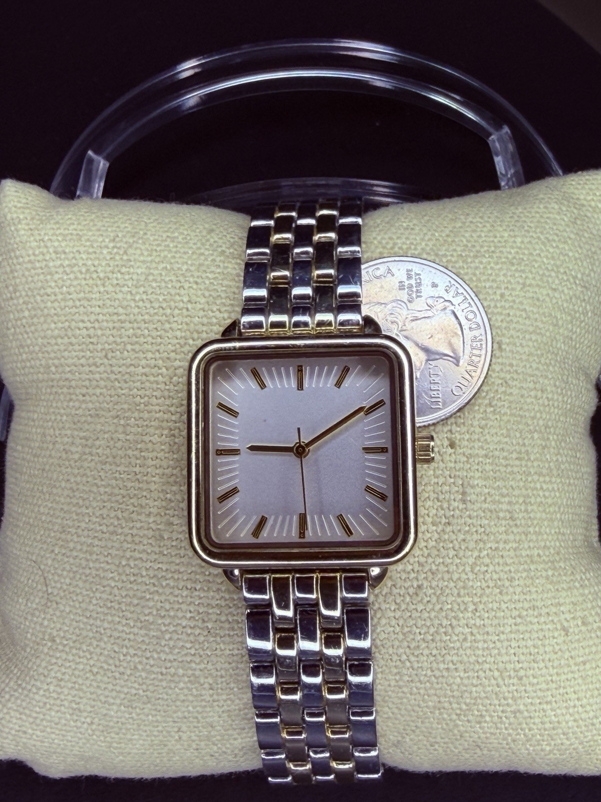 28mm Womens Square Gold Case NEW BATTERY White Dial Gold Bracelet 853