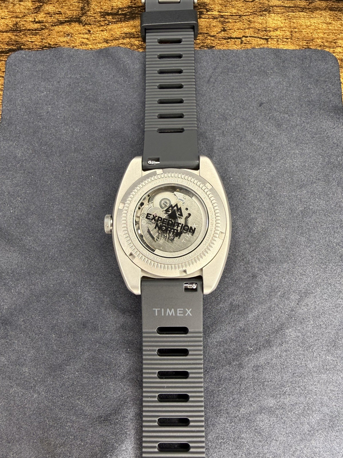 Timex Men’s Expedition GMT Titanium Automatic 41mm Watch, TW2W53000 (Excellent)