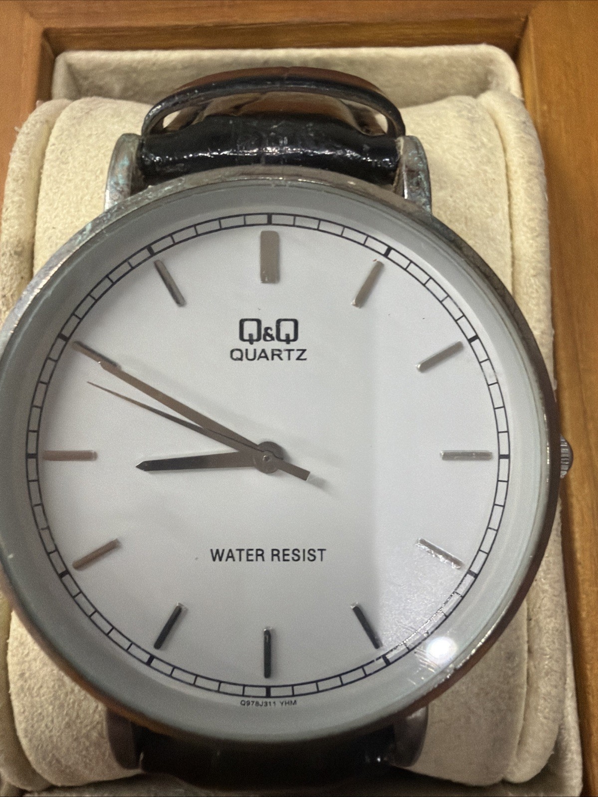 Q&Q by Citizen 3 Bar Silver Tone Black Band Men’s Watch Needs New Battery