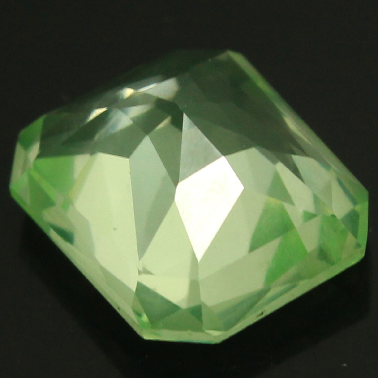 Natural 12.30 Ct Certified Tanzania Yellow Tanzanite 14×12 MM Emerald Gemstone