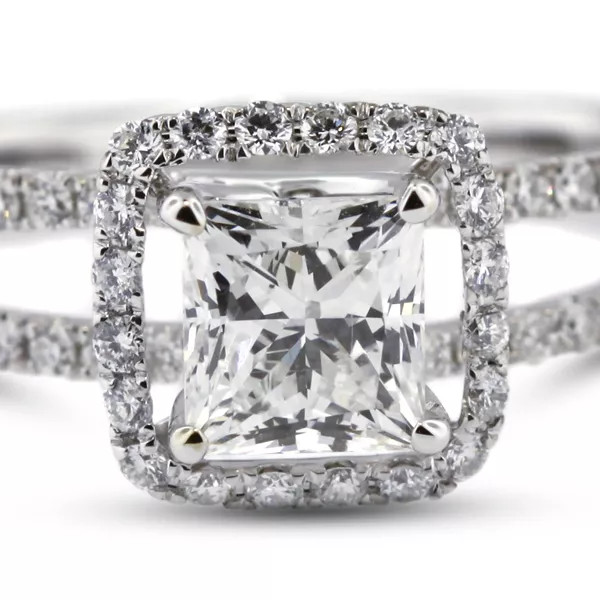 18K White Gold Engagement Ring Halo 1.60 Carat Princess Lab-Grown Diamond E SI1