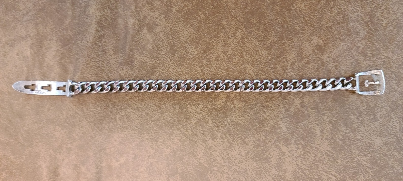 Vintage Signed AVON Silvertone Adjustable Buckle Bracelet – New Without Tags