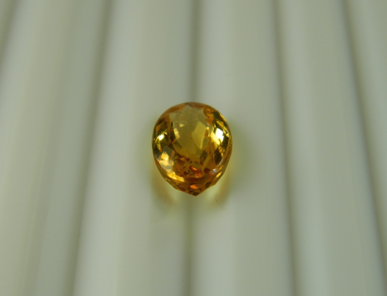 Imperial Topaz 2.26 Ct Clarity IF Oval Cut Natural Golden Brazil I078