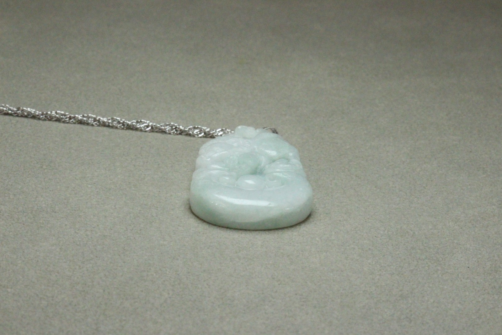 Natural White green A Jadeite jade Hand-Carved Cow (Chinese Zodiac) Pendant