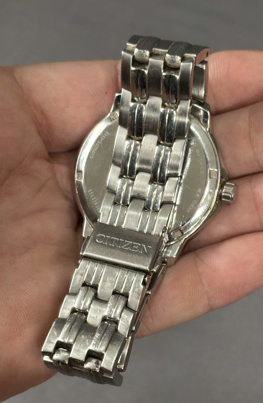 Citizen Eco Drive E111-S070015 Wristwatch GN-4W-S Japan Needs Battery USED