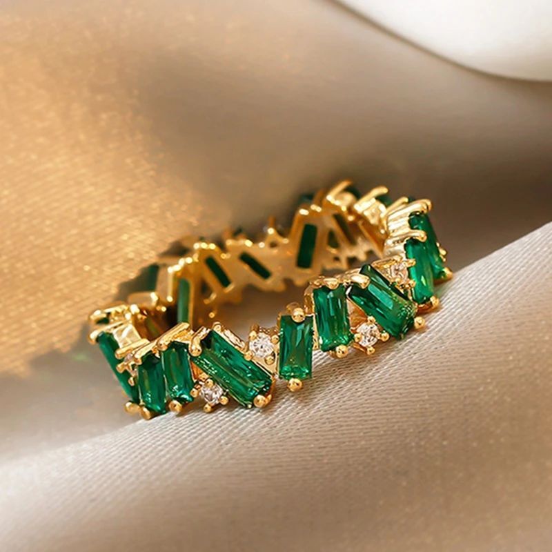 Women Cubic Zirconia Ring Green Crystal Rings Party Lady Engagement Jewelry 1Pc
