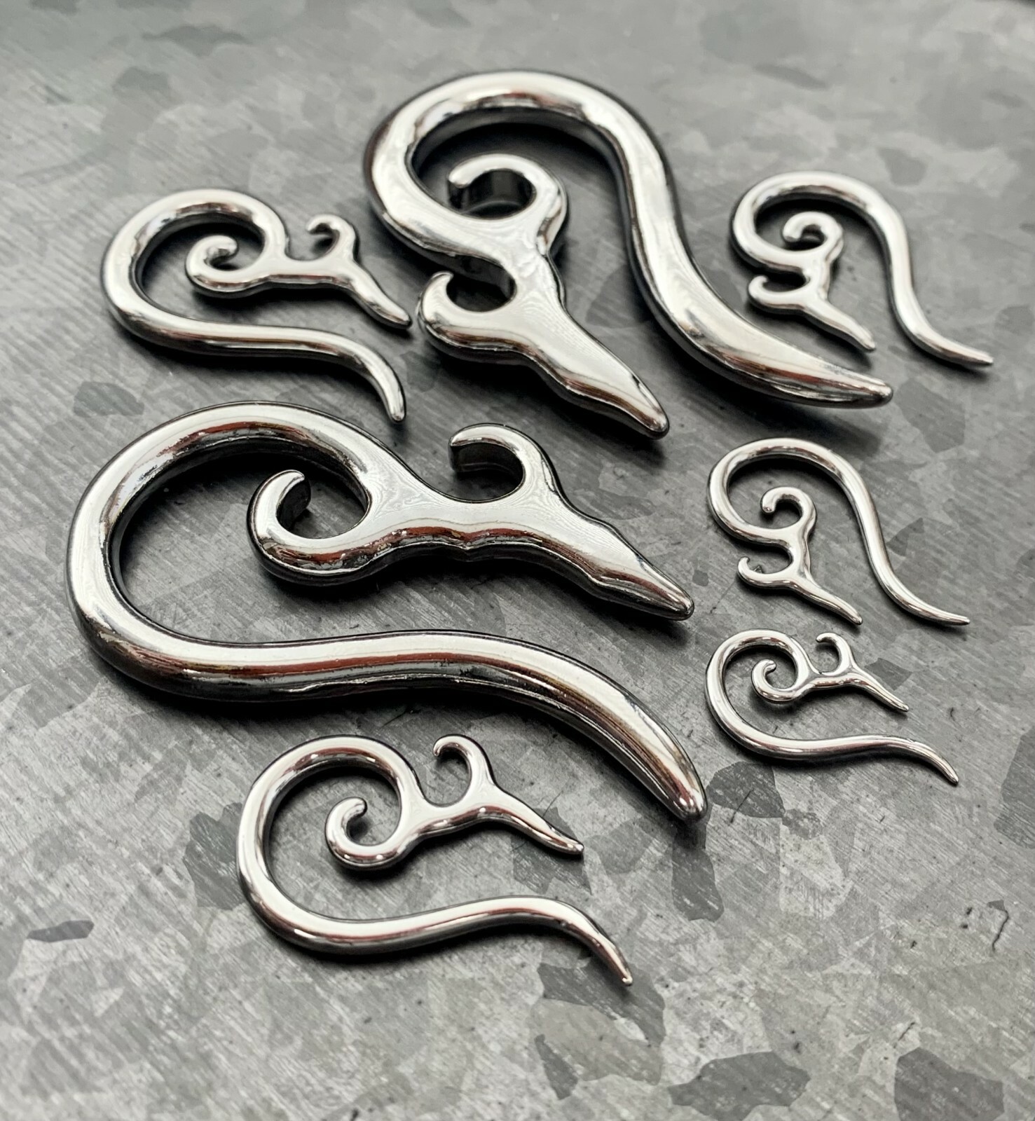 PAIR Steel Tribal Tapers Expanders Plugs Gauges Guages Body Jewelry Hangers