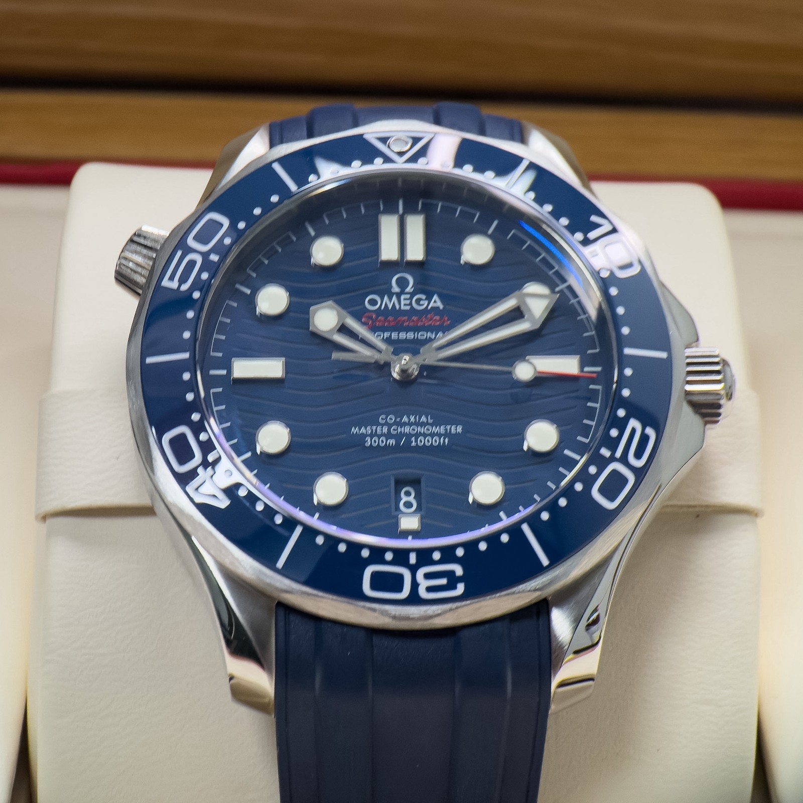 Omega Seamaster Diver 300M Master Co-Axial 42 Stainless Steel / Blue / Rubber 2…