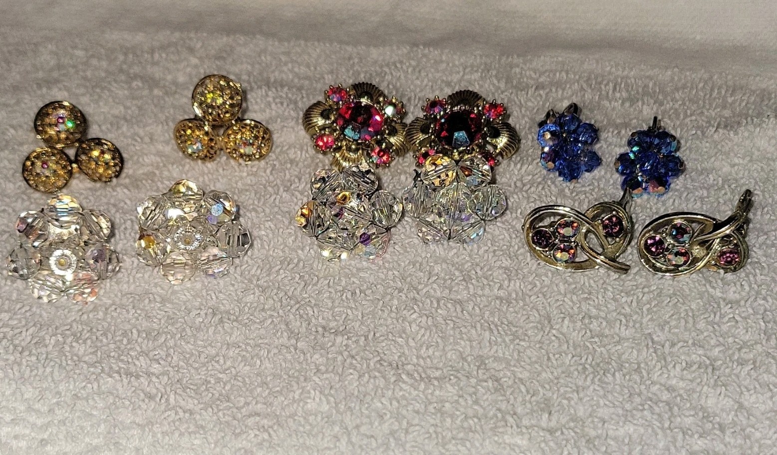 Beautiful Lot of Vintage Clip-On Earrings Free Ship in USA