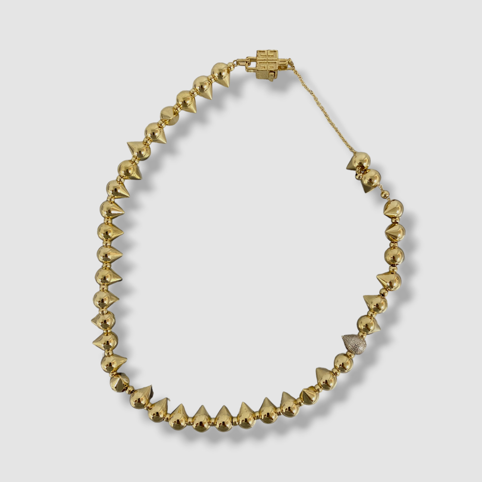 $890 Givenchy Men’s Gold G-Stud Beaded Necklace