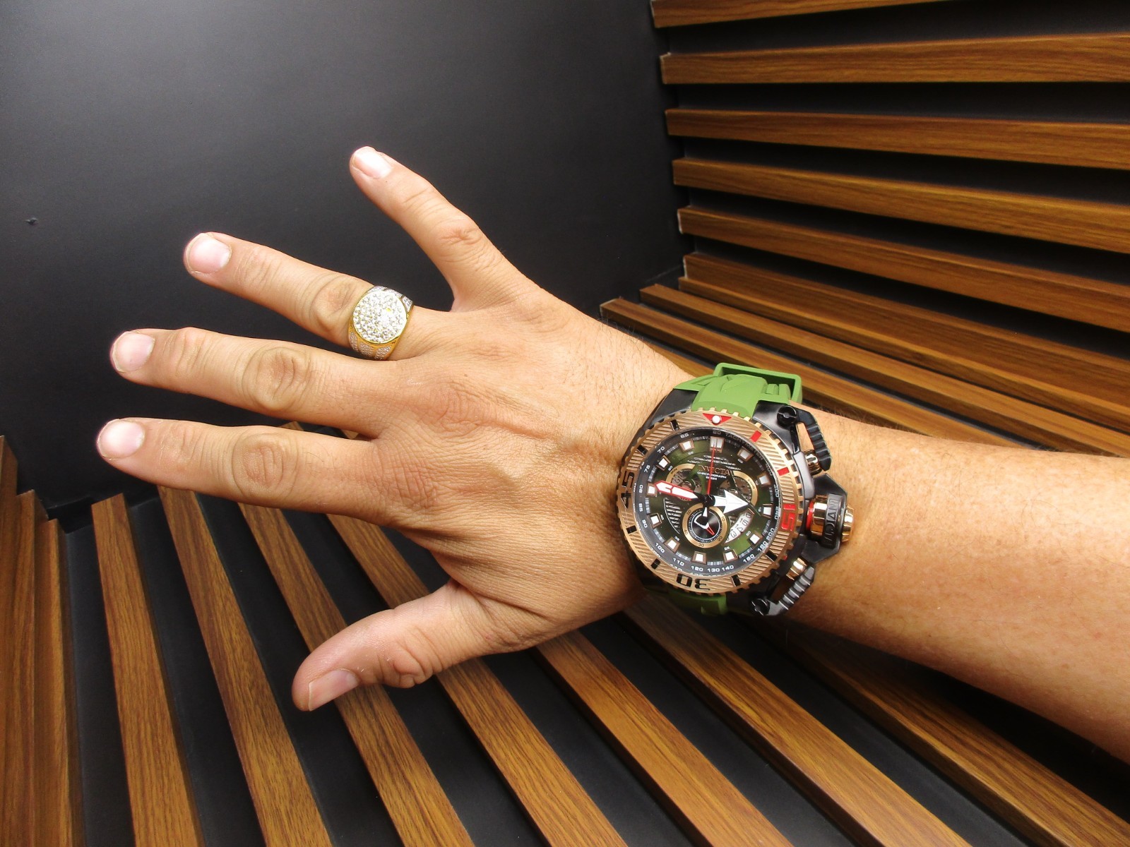 Invicta Sea Hunter full size Men’s Watch 57/69mm Green tone 49629