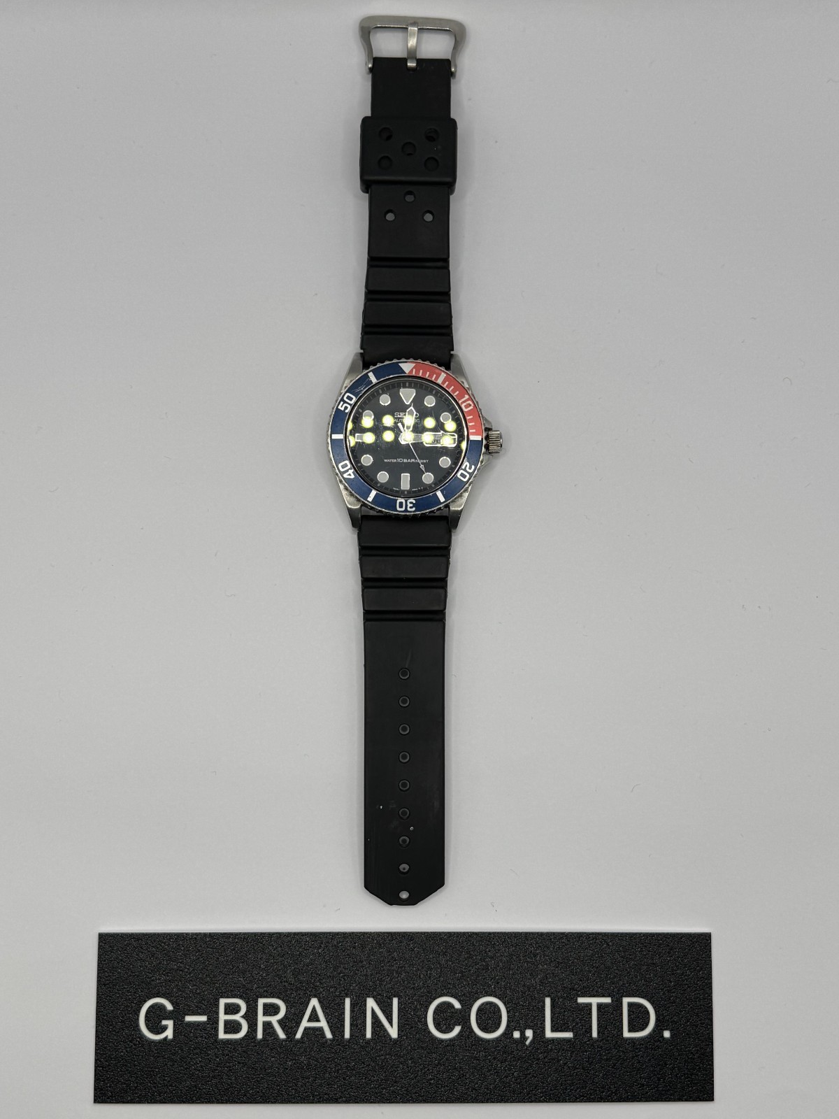Seiko Diver’s SKX033 7S26-0040 Automatic Pepsi Men Watch Operated From JAPAN
