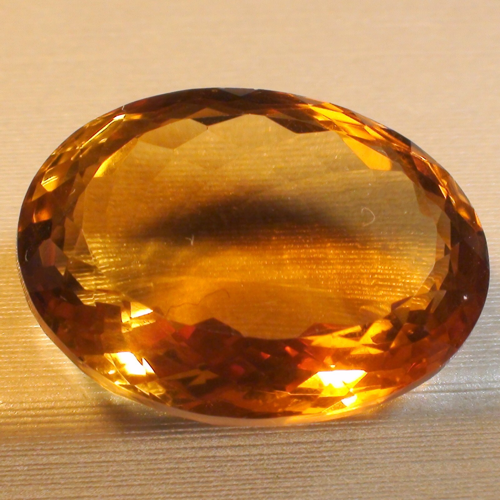 BIG! 28.65 CT GENUINE TOP QUALITY IF AAA..GOLDEN YELLOW CITRINE, Big Loose Gem.