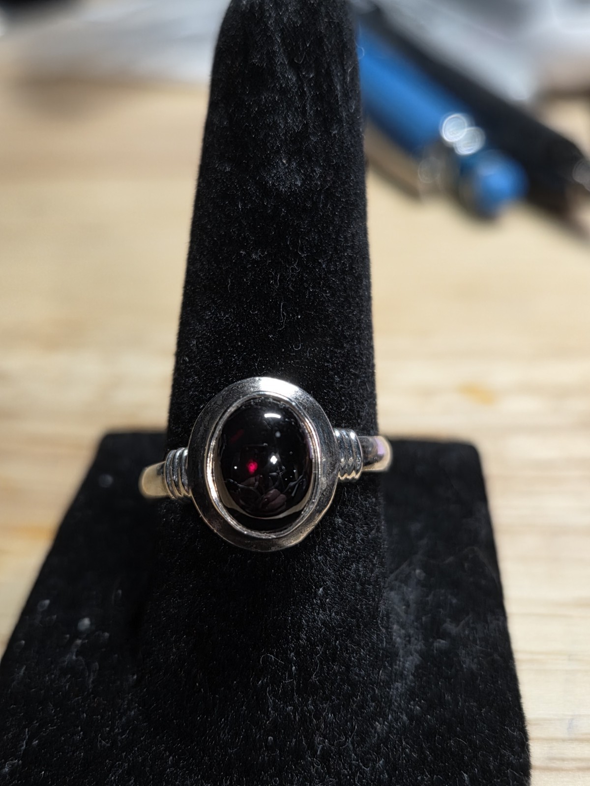 925 Sterling Silver Garnet Cabochon Ring Size 7 Artisan 2.91g