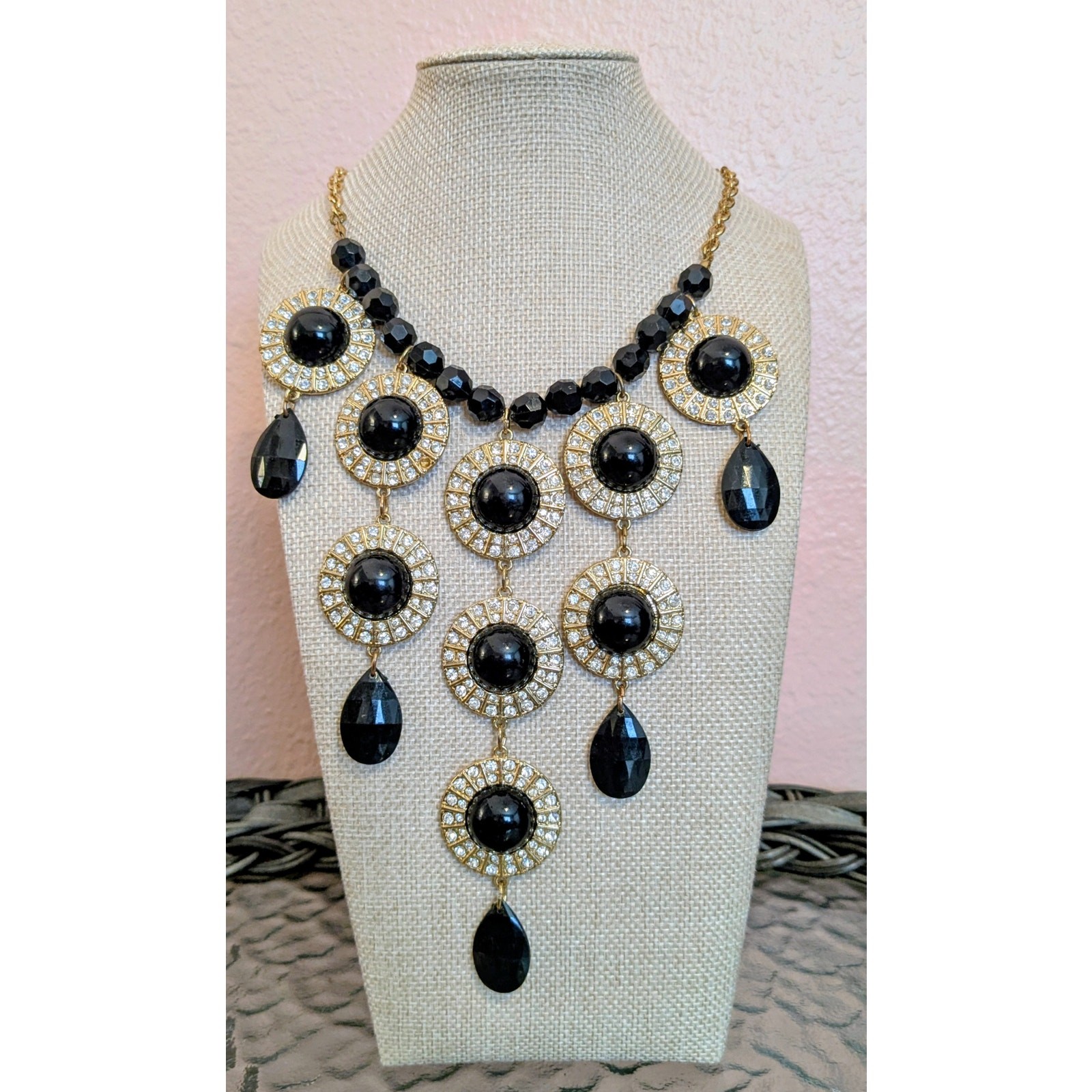 CATO Fashion Black and Gold Statement Necklace