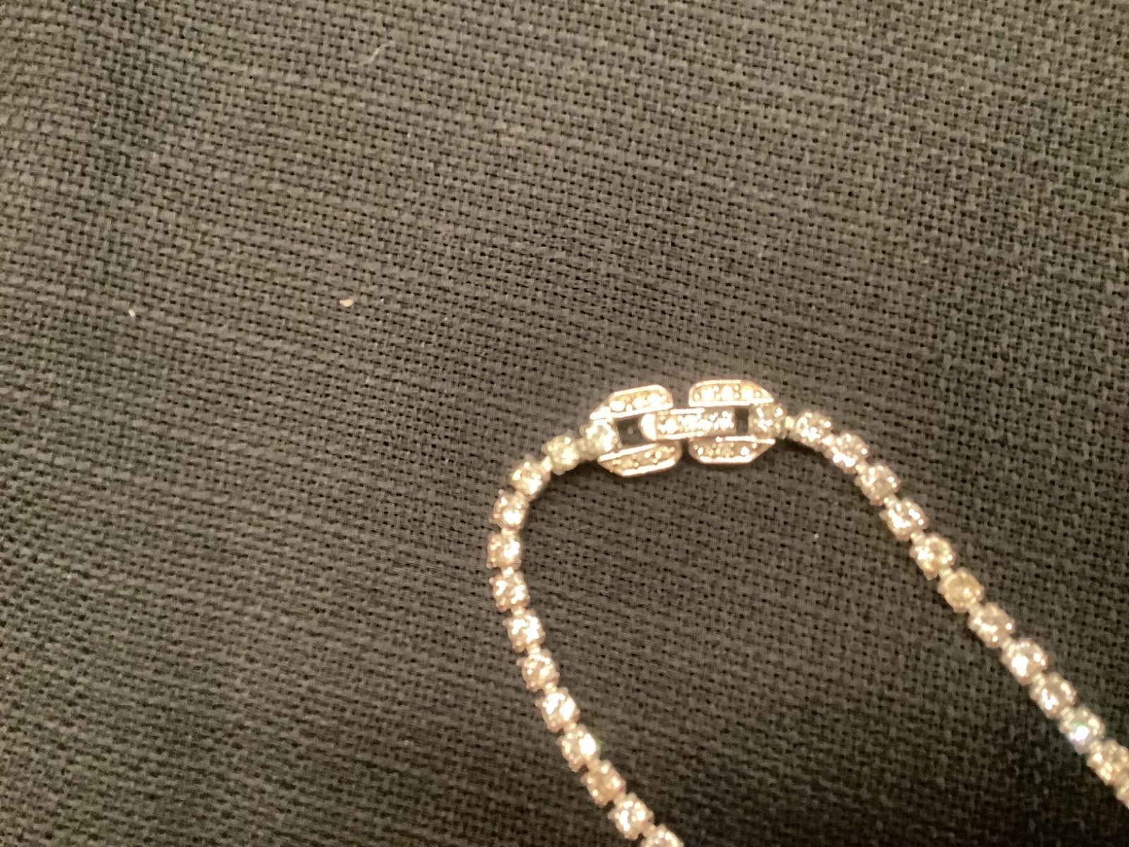 Boucher vintage clear rhinestone bow necklace with dangles, gorgeous !