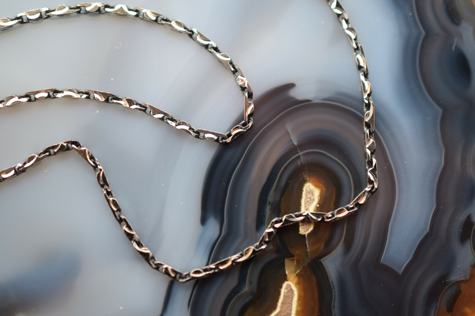 Ruthenium Diamond Cut Square Baht 1.8mm Chain 16″ and 18″