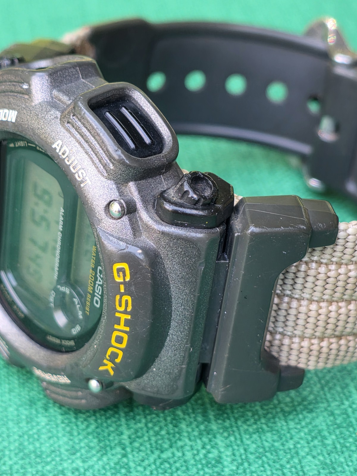 Casio G-Shock DW-9050 Watch Men 44mm Digital Gray Yellow Bezel 2163 New Battery
